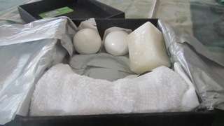 Bath Pamper Set Gift Box - Body Lotion, Soap, Bath Bombs, Hand-Towel