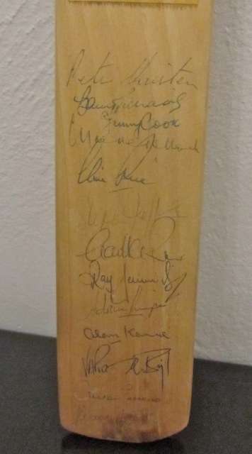 Signed Mini-Cricket Bat - SA Cricketers 1980's / 90's : Richards, Pollock, Rice, Le Roux, Jennings