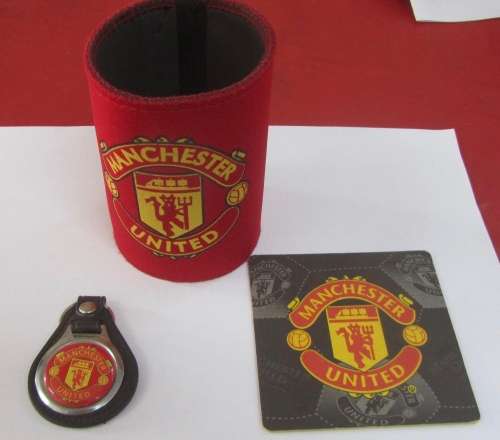 Manchester United Supporters Bundle - Can Sleeve, Coaster, Keyring