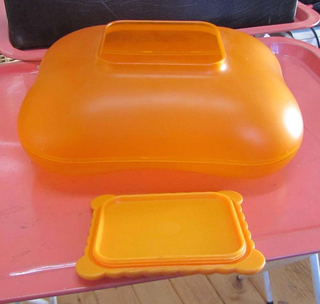 Alessi Biscuit Box Mary