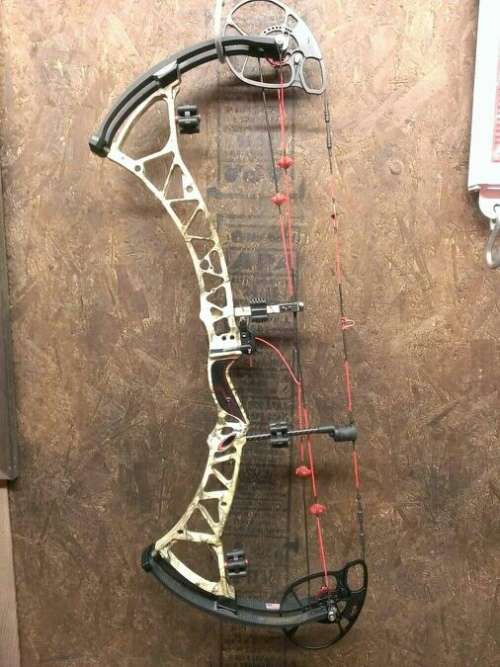Bowtech Experience Hunting Bow and extras