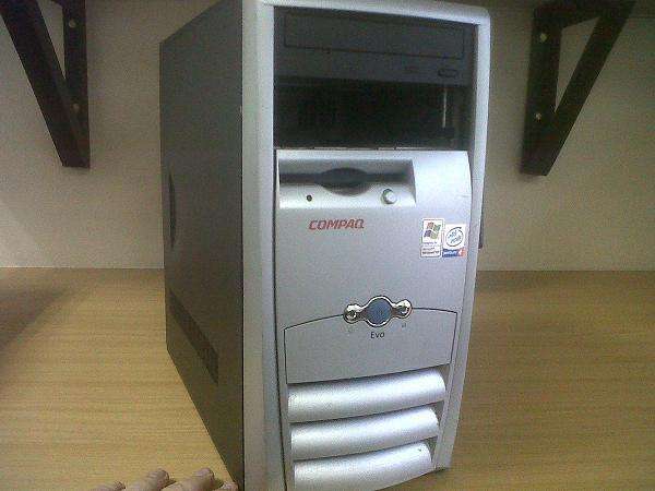 HP Compaq Evo D31 Deaktop