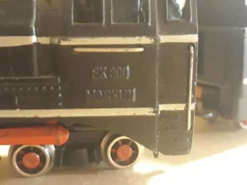 Marklin SK 809N (3207) SK 800 Passenger Set - Complete in Box with tracks - "HO" All Metal