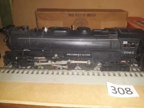 Lionel 2065 - 4-6-4- Hudson and 2046 W tender - Locomotive with whistle and smoke "O"-027