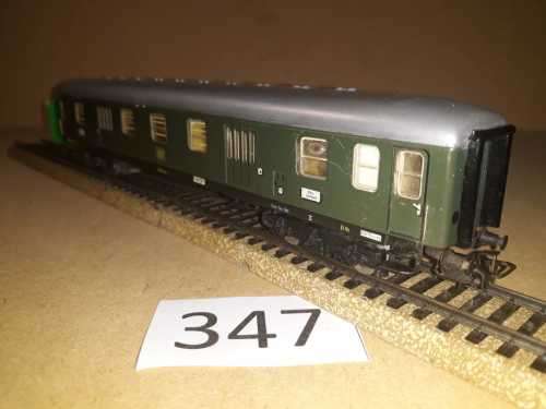 Marklin 4044 - Express Luggage Car with red tail lights and interior lights - All Metal "HO"