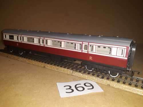 Tra-ing Hornby - Passenger Coach - "OO"