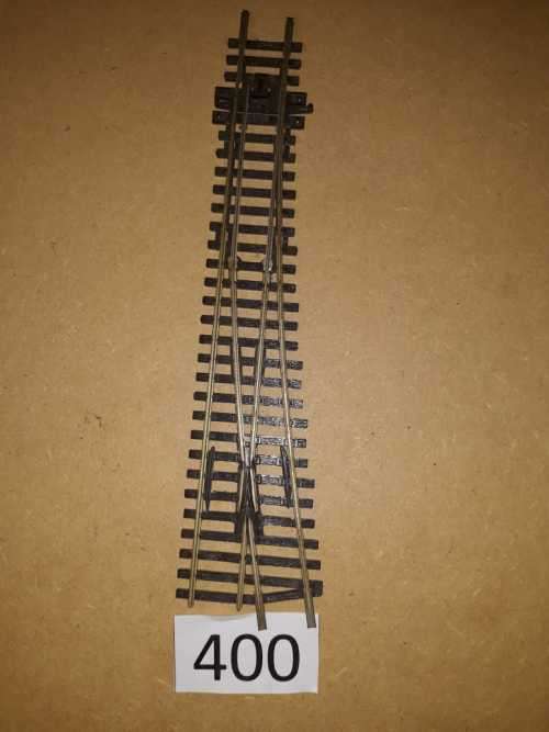 Peco Medium radius left hand point - "HO"