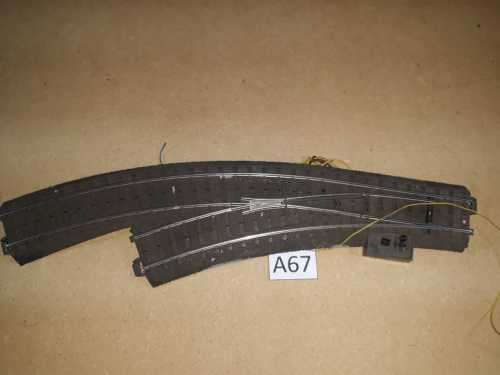 Marklin 24671 - C- Track Curved Left Point - Motorized  with Indicator Light   "HO"