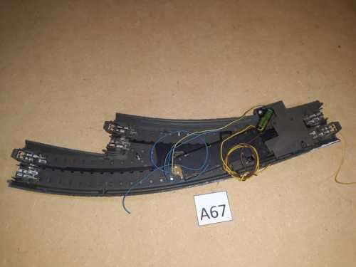 Marklin 24671 - C- Track Curved Left Point - Motorized  with Indicator Light   "HO"