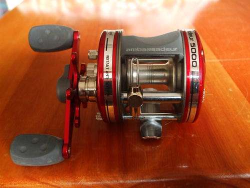 abu garcia 5000 c baitcaster fishing reel