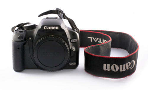 Canon 500D + Battery Grip + Remote + Etc