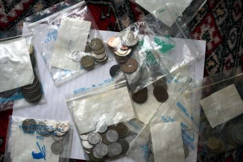 Bag of mixed coins various countries