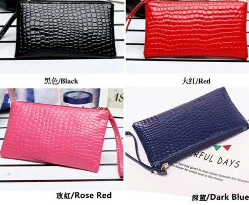 Puses  or small bag  buy 1 get Stocking free