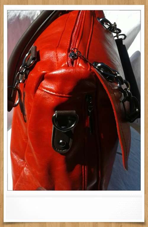 LEATHER MASSENGER handbag