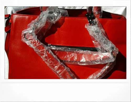 A portable  nice women handbag