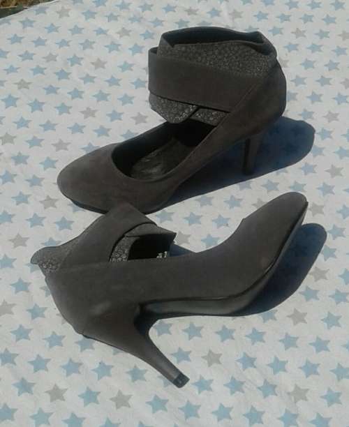 T &G fashion explosion grey bow high heelstileto shoes size 5