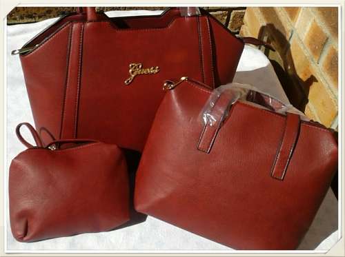 3 piece prtable handbag colour brown
