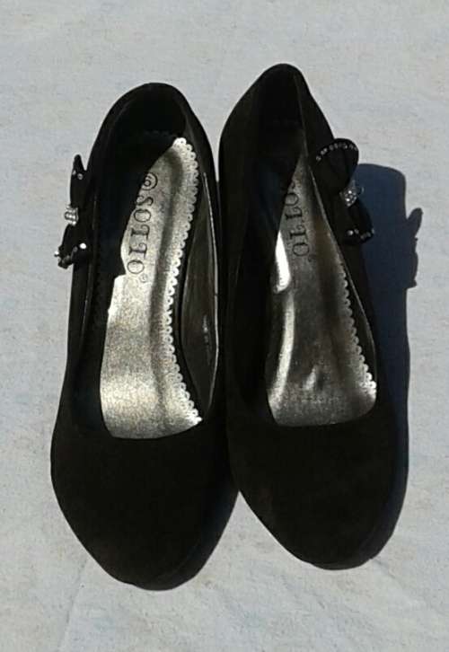 Sole society kot heel nice one with side desing