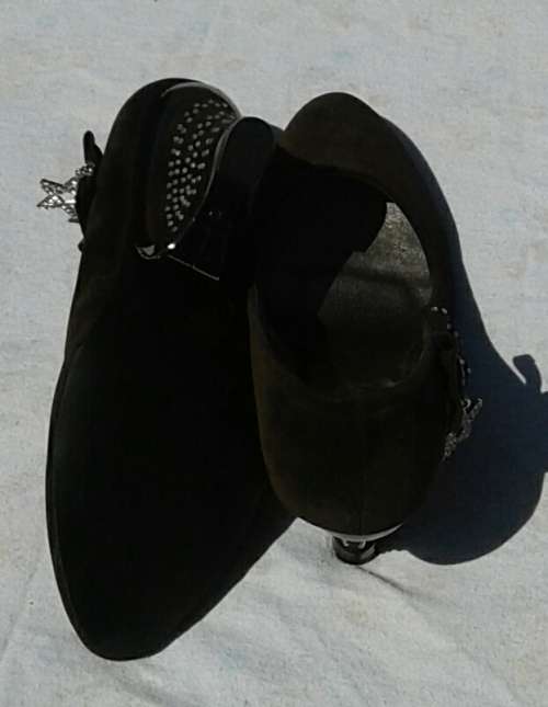 Sole society kot heel nice one with side desing