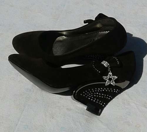 Sole society kot heel nice one with side desing