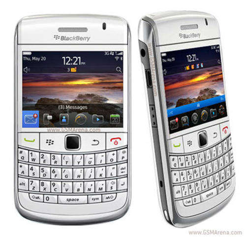 BlackBerry Bold 9780 (White) Smartphone   ( Band Brand New) VERIFIED SELLER