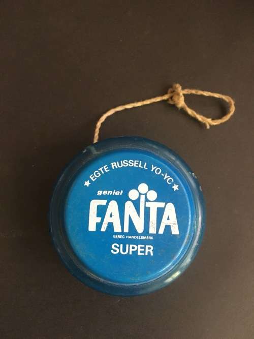 Genuine Russell YO-YO FANTA With pkt of 3 Spare Strings