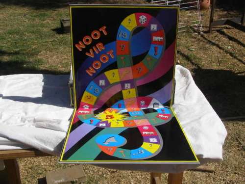 Vintage Noot vir Noot Board Game Rare Find!