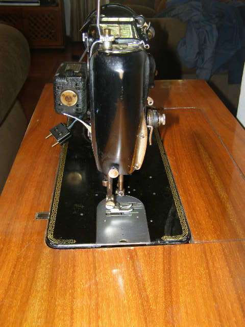 Rare Find! Vintage Singer 306K Sewing Machine