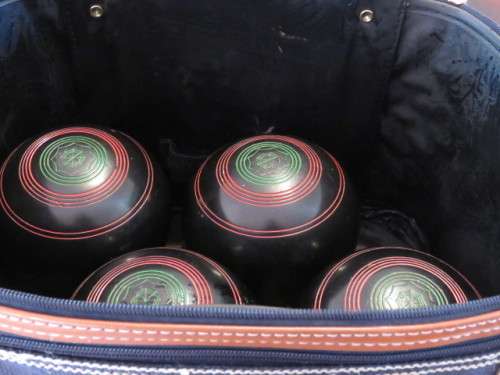 Fantastic Lawn Bowls Set (4) bid per each