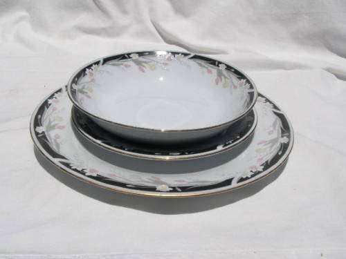 WOW! STUNNING CROWN MING TRIOS BID PER TRIO (3)