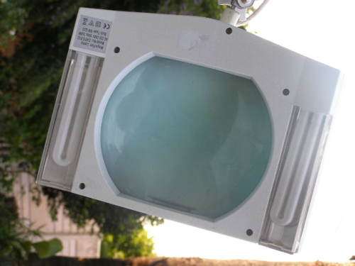 WOW! FANTASTIC HUGE MAGNIFYING LAMP