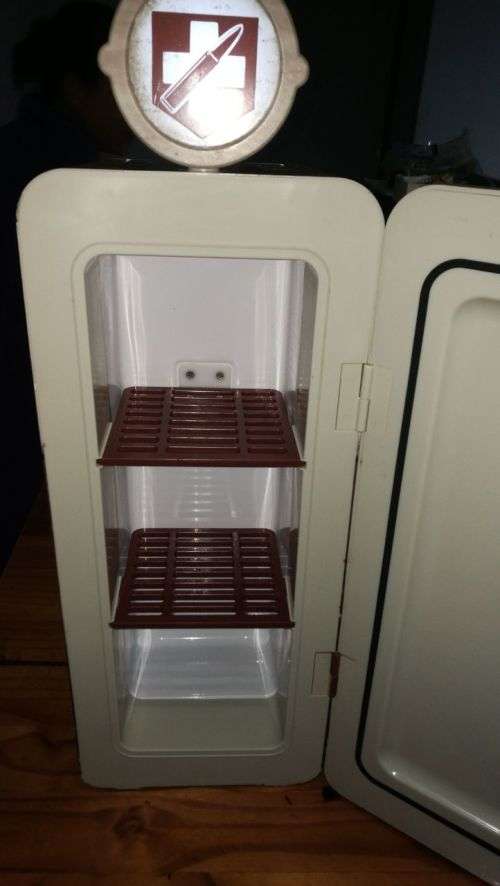 call of duty black ops 3 collectors edition ( mini fridge )