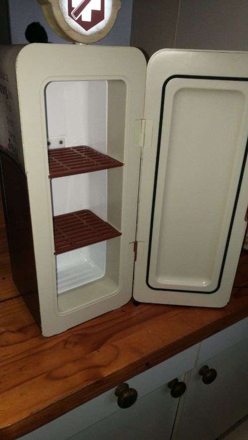 call of duty black ops 3 collectors edition ( mini fridge )