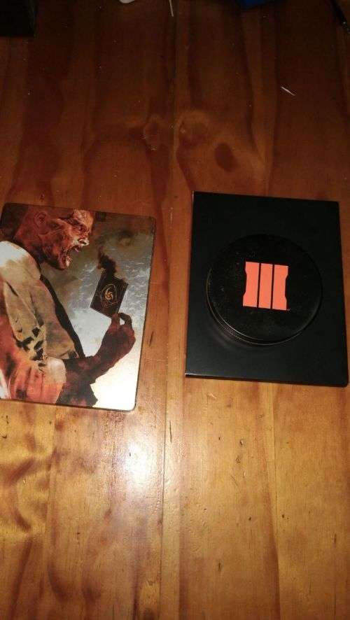 call of duty black ops 3 collectors edition ( mini fridge )