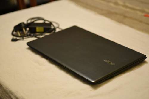 Acer E5 Aspire Gaming Laptop GT 940MX 8GB RAM i5 7th gen