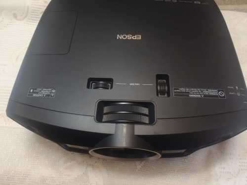EPSON Premium Home Theatre Projector (EH-TW9200)