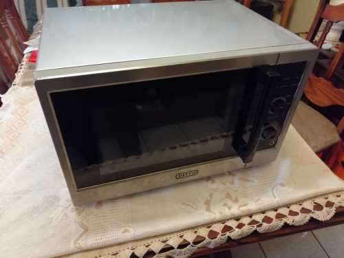 DEFY Microwave Oven + Grill (42 litres)