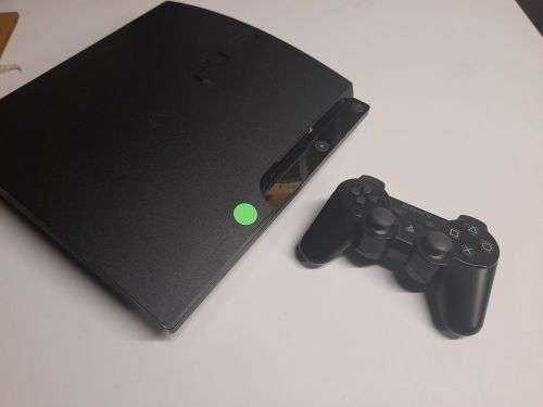 PlayStation 3 Slim 320GB + controller