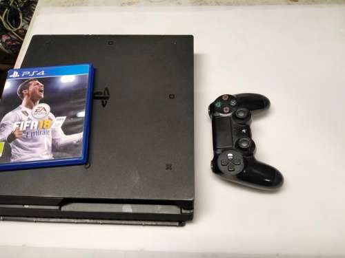 PLAYSTATION 4 PRO | 1 DS4 Controller | FIFA 2018 GAME