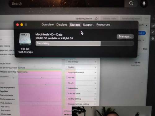 APPLE 2017 MacBook Pro 15-inch | Core i7 2.9GHz | HD 630 Graphics | 16GB Ram | 512GB Storage