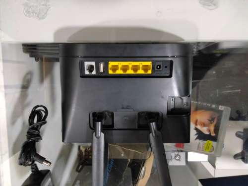 HUAWEI B315S 4G LTE WIFI ROUTER | 4 LAN PORTS | OPEN TO ALL NETWORKS