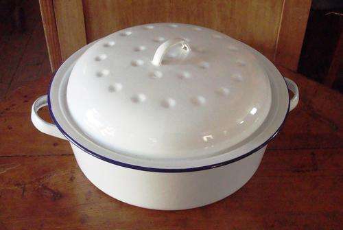 Vintage enamil dish.