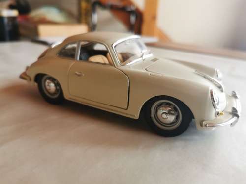 Bburago Porsche 356 B  1/24