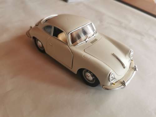 Bburago Porsche 356 B  1/24