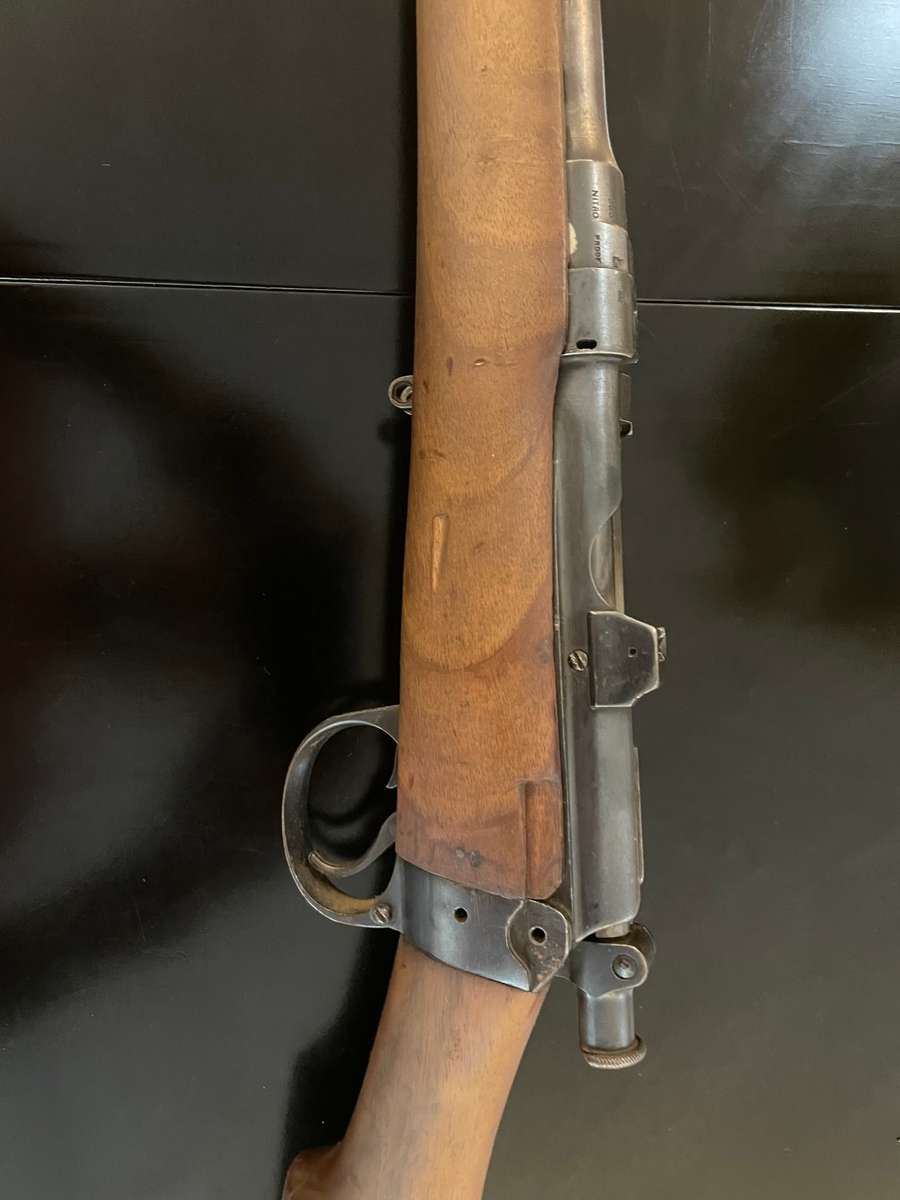 Lee Enfield Rifle - marking 09 - amazing condition