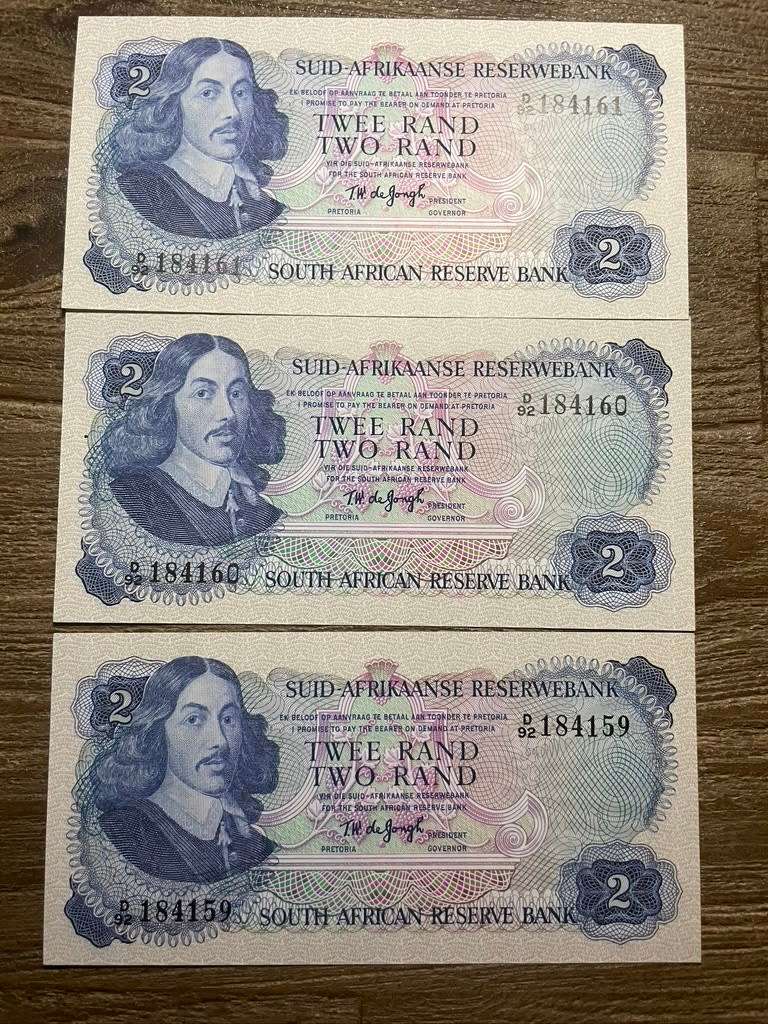 TW de Jongh  ***  R2  ***  1974 second issue  ***  3 excellent notes in sequence