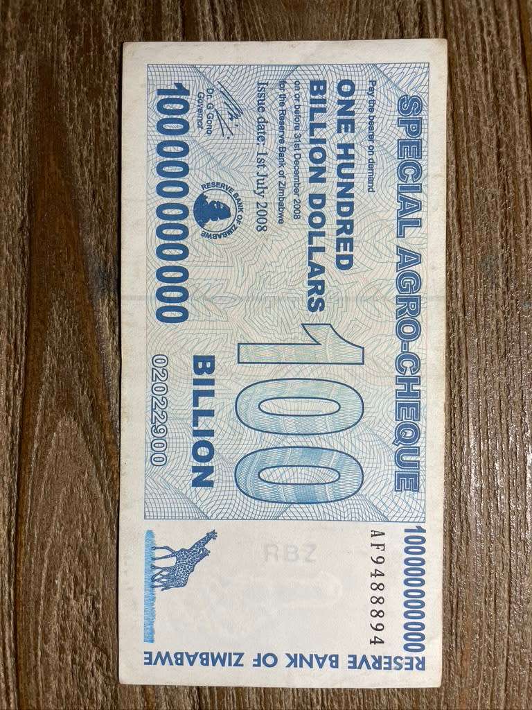 Zimbabwe  *  10 billion  *  2008 bearer cheque  *  please refer to picture for grade