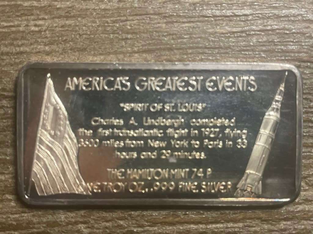 Silver 1 oz *** Linburghs solo Flight *** 1976 Hamilton Mint selling for appr R1800 on ebay