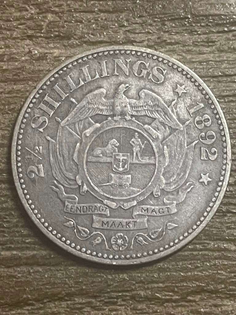 1892 *** 2 1/2 Shilling *** vf condition please view picture