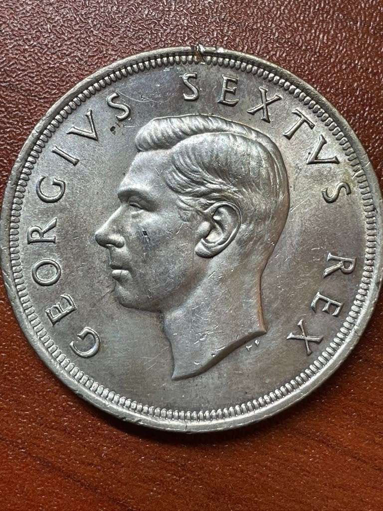 1952 *** 5 Shilling *** Top condition